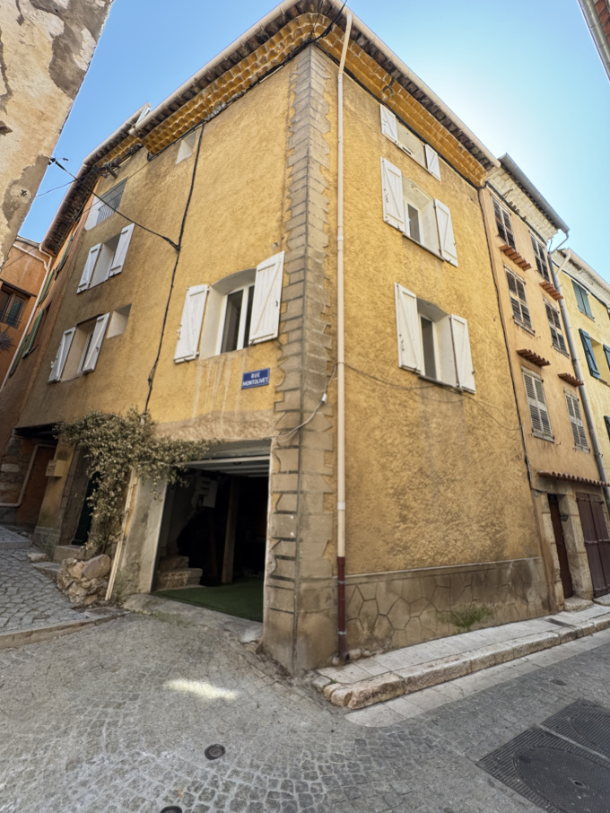 Offres de vente Maison de village Aups (83630)